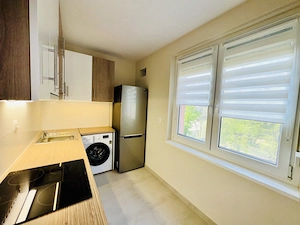 Azonnal költözhető, klímás, teljesen felújított lakás kiadó! - kép 2