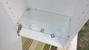 Ikea üvegpolcos faliszekrény eladó - kép 9