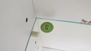 Ikea üvegpolcos faliszekrény eladó - kép 10