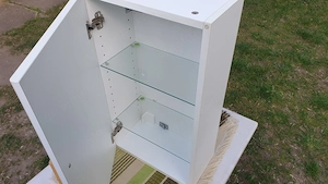 Ikea üvegpolcos faliszekrény eladó - kép 7