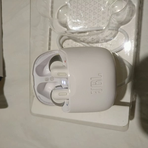 JBL Tune 220Tws fülhallgató új - kép 2
