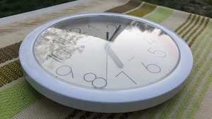 City Time falióra eladó, fehér - kép 3