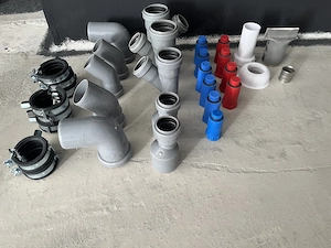 Eladó Víz szerelésből megmaradt alapanyagok