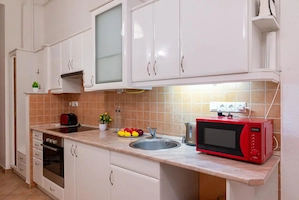 Kiadó Budapest Belvárosában 54 m-es,  berendezett, nappali + 1 hálószobás lakás, június 1-től. - kép 3