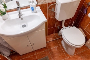 Kiadó Budapest Belvárosában 54 m-es,  berendezett, nappali + 1 hálószobás lakás, június 1-től. - kép 9