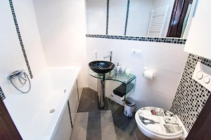 Felújított, galériás lakás a Nyugatinál   34+15 m , csendes, alacsony rezsi - kép 3