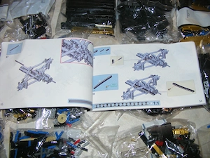 Lego komp. Technic 42206 42207 42228 Brad Pitt APXGP team F-1 versenyautó 1969db 1:8 Lepin ÚJ - kép 13