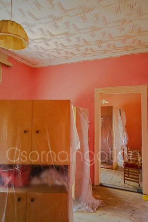 Kapuvár - Frekventált helyen lakás közös udvaron ELADÓ - kép 5