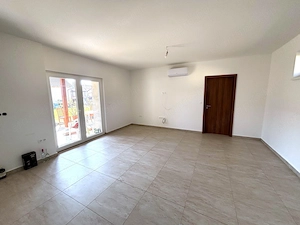 Kiskunhalas Felsővárosban újjáépített 3 szobás, amerikaikonyhás családi ház! - kép 6