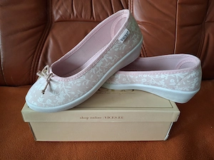 Vices Új női vászoncípő csökkentett áron eladó - 40-es méret