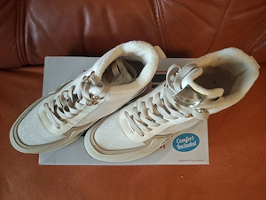 Skechers magas szárú női cipő eladó csökkentett áron - 41 - kép 10