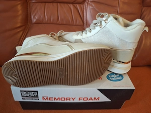 Skechers magas szárú női cipő eladó csökkentett áron - 41 - kép 8