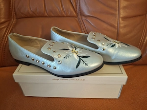 Vices hímzett női félcipő eladó csökkentett áron - 40 - kép 3