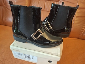 Csatos, fekete női bokacsizma csökkentett áron eladó - 40 - kép 9