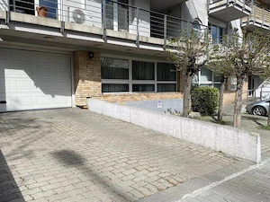 Kiadó Bp., XII., Kiss János altb. utcában újépítésű társasházban  teremgarázs  - kép 2