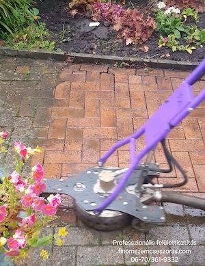 Térkőtisztítás ipari berendezéssel  - kép 5