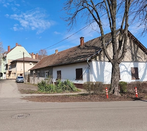 Kiskunhalas belváros szívében 2 szobás kis ház, kedvező áron eladó! - kép 12