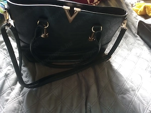 Vállra akasztható új nő táska eladó 9000ft óbuda  személyes átvétel óbudán lakcimemen pota kizárolag - kép 5