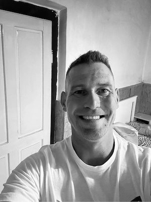 Hölgyeknek páriknak játékszere - kép 3