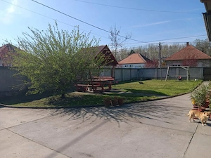 Monor Telepi részén, teljesen felújított 3 szoba + nappalis családi ház 500 m2 telekkel  - kép 12