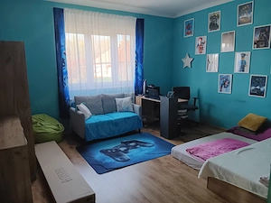 Monor Telepi részén, teljesen felújított 3 szoba + nappalis családi ház 500 m2 telekkel  - kép 9