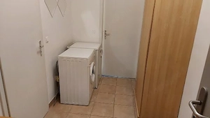 Eladó lakás Corvin negyed. - kép 3