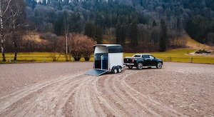 Új Humbaur Equitos Alu Plus (2400kg) - 2 lovas lószállító utánfutó - most bruttó 4.490.000 Ft - kép 2