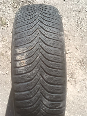 Használt gumi eladó 