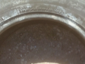 Használt gumi eladó  - kép 3