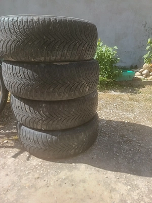 Használt gumi eladó  - kép 4