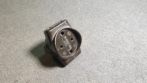 DH-62 T-elosztó konnektor eladó, régi - antik