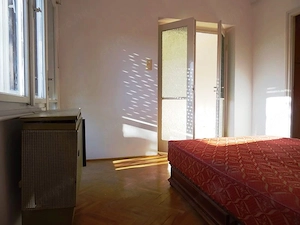 Kecskemét csendes részén 80nm-es lakás eladó. - kép 2