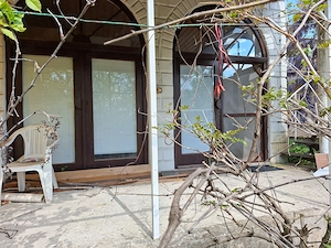 Lakitelek-Tőserdőben egyedi stílusú hétvégi ház eladó. - kép 13