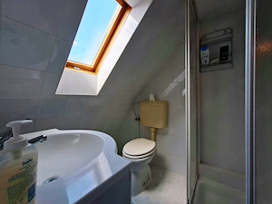 Lakitelek-Tőserdőben egyedi stílusú hétvégi ház eladó. - kép 10