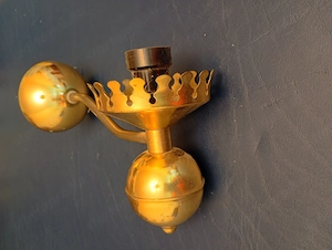 egy antik réz falikar.   30000ft óbuda burával együtt személyesen óbudán lakcimemen de előre fizetés - kép 2