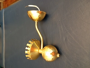 egy antik réz falikar.   30000ft óbuda burával együtt személyesen óbudán lakcimemen de előre fizetés - kép 4