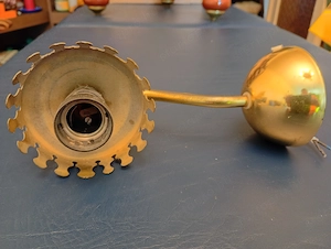 egy antik réz falikar.   30000ft óbuda burával együtt személyesen óbudán lakcimemen de előre fizetés - kép 6