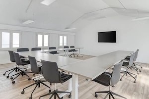 Privát irodahelyiség 5 fő számára - kép 5