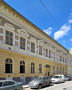 Felújított, gépesített, klímás, utcai üzlethelyiség eladó! - kép 2