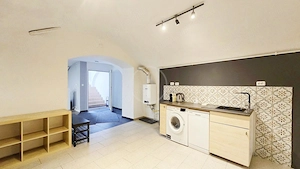 Felújított, gépesített, klímás, utcai üzlethelyiség eladó! - kép 7