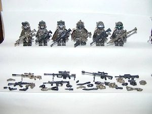 Lego SWAT Álcázott Koponya Osztag Dirt kommandós katonák 6db katona + fegyver - kép 4