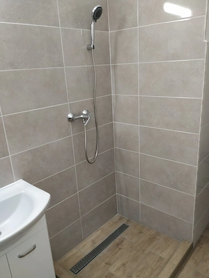 Debrecen, Simonyi kapunál 1 emeleti 2 szobás lakás eladó - kép 4