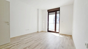 Új építésű, 3 különnyíló szobás, teraszos, napfényes, lakás eladó! - kép 8