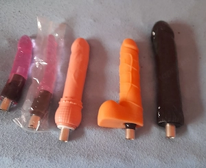 Segédeszközöket kedvelő hölgyet - kép 2