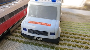 Kisautó csomag eladó - kép 10