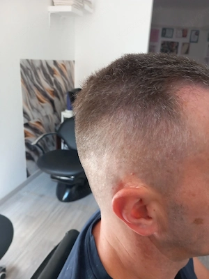 Férfihajvágás 06705510178 Vecsés - kép 5