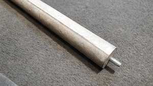 Magnézium anód rúd eladó, 230mm - 21mm, M6 csavar - kép 6