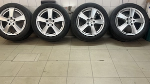 17x7j Dezent felni gumival - kép 2