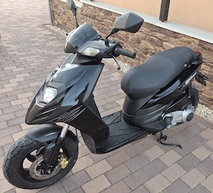 Piaggio Typhoon 4T 125 Megkímélt - kép 6