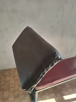 Fekvenyomó pad Scott-paddal - kép 2